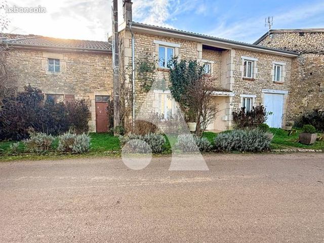 Maison 8 pièces 320 m²