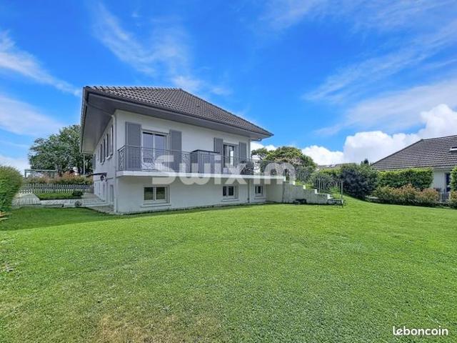 Maison 8 pièces 320 m²