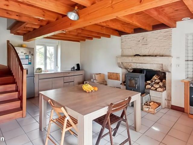 Maison 8 pièces 320 m²