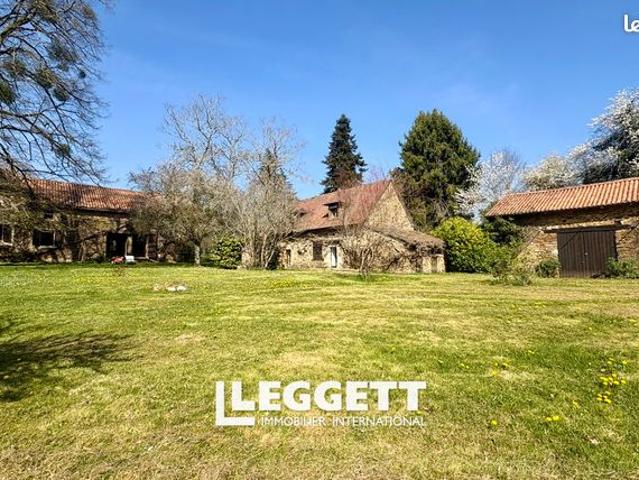 Maison 8 pièces 321 m²
