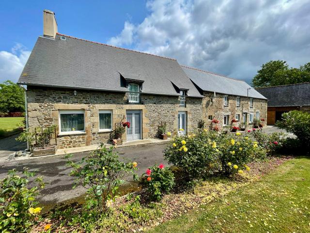 Maison 8 pièces 321 m²