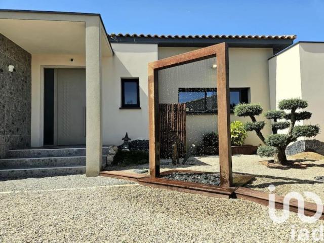 Maison 8 pièces 336 m²