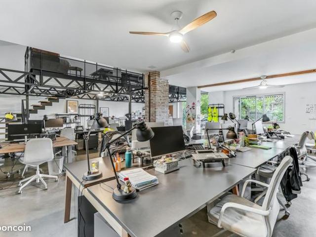 Maison 8 pièces 337 m²