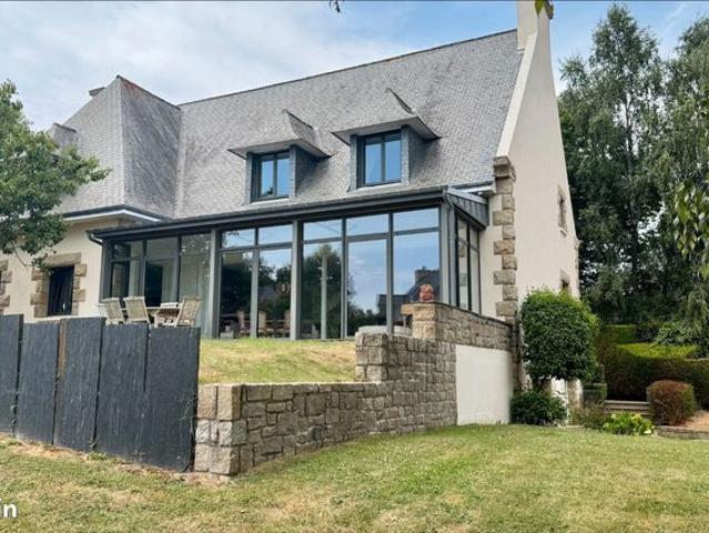Maison 8 pièces 339 m²