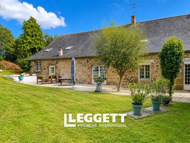 Maison 8 pièces 330 m²