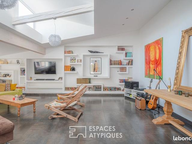 Maison 8 pièces 349 m²
