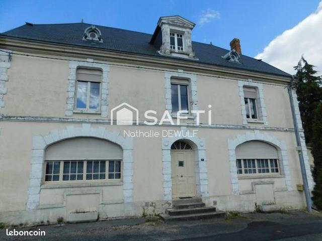 Maison 8 pièces 340 m²