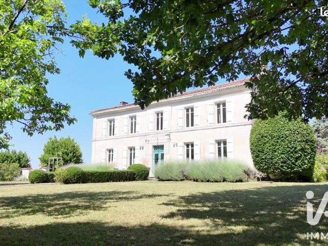 Maison 8 pièces 340 m²