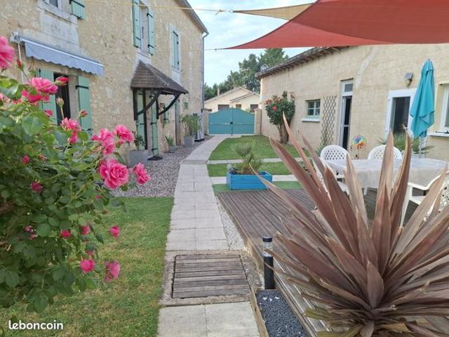 Maison 8 pièces 340 m²
