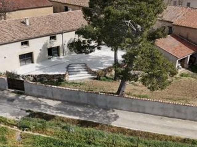 Maison 8 pièces 340 m²