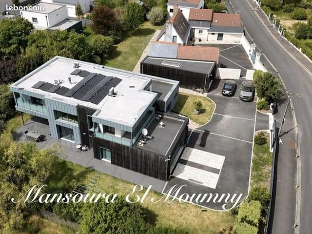 Maison 8 pièces 340 m²