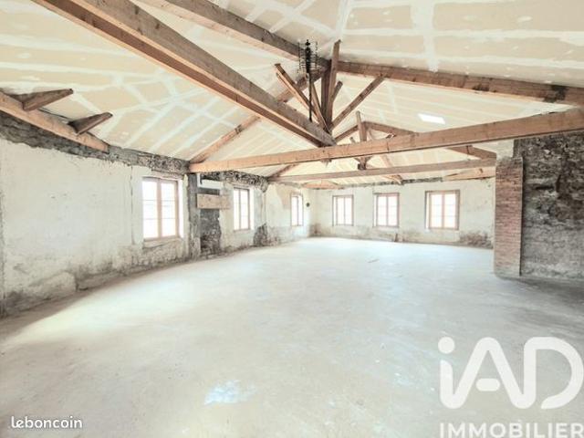 Maison 8 pièces 355 m²