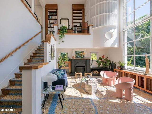 Maison 8 pièces 350 m²