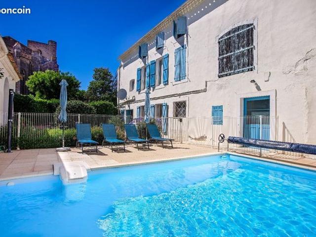 Maison 8 pièces 350 m²