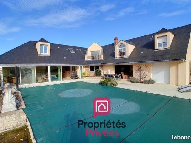 Maison 8 pièces 350 m²