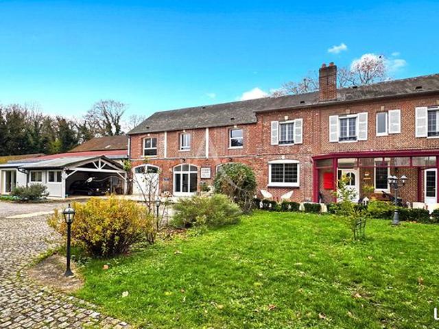 Maison 8 pièces 350 m²