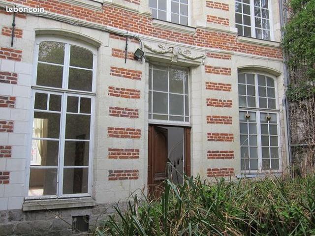 Maison 8 pièces 368 m²