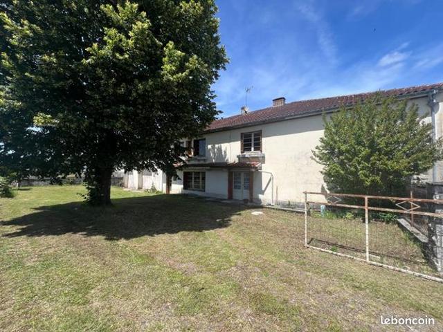 Maison 8 pièces 360 m²