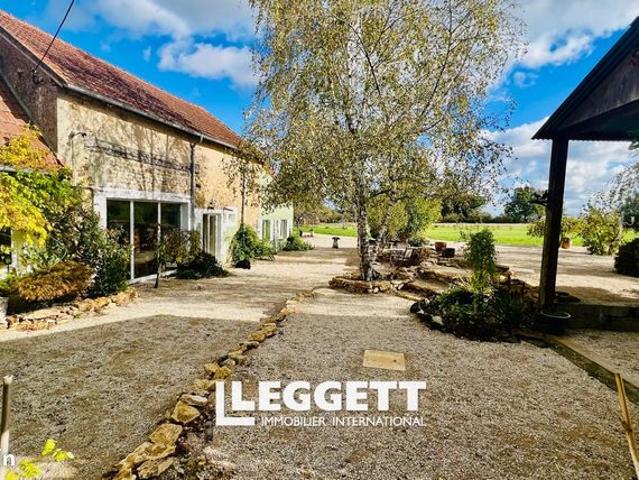 Maison 8 pièces 380 m²