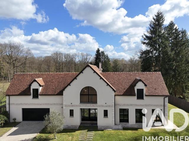 Maison 8 pièces 400 m²