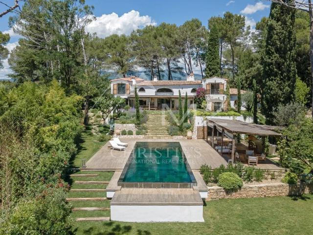 Maison 8 pièces 400 m²
