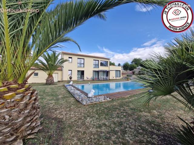 Maison 8 pièces 427 m²