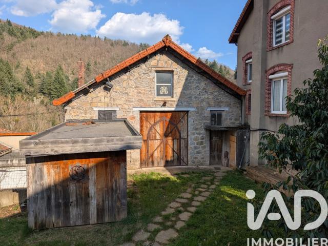 Maison 8 pièces 434 m²