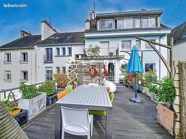 Maison 8 pièces 456 m²