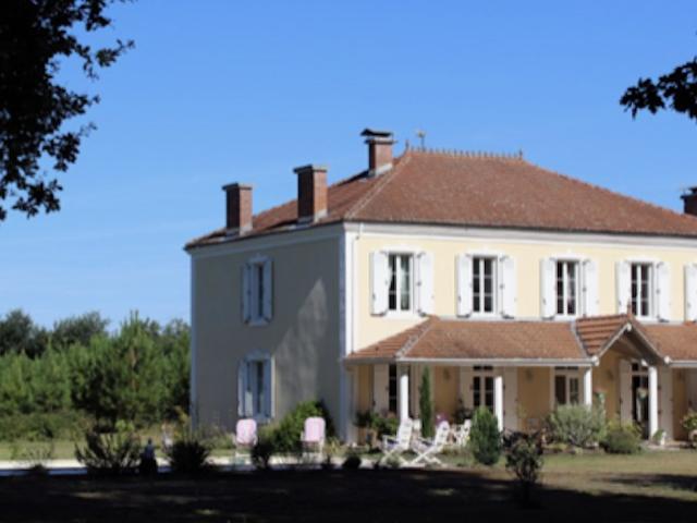 Maison 8 pièces 450 m²