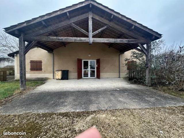 Maison 8 pièces 450 m²