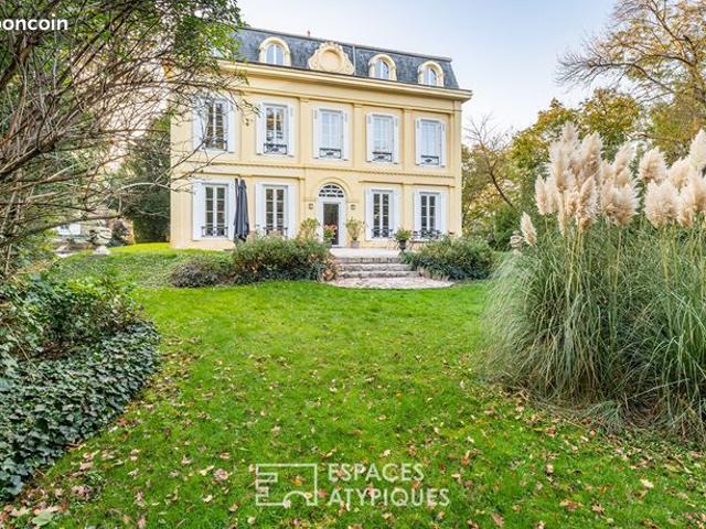 Maison 8 pièces 450 m²