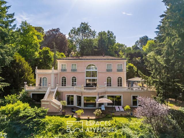 Maison 8 pièces 485 m²