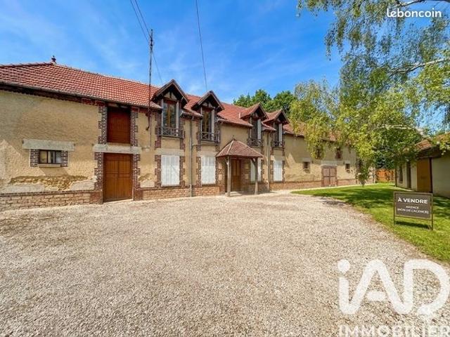 Maison 8 pièces 500 m²
