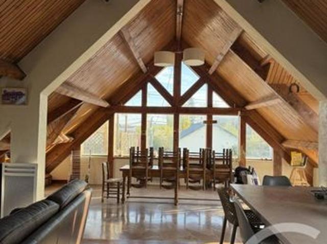 Maison 8 pièces 543 m²