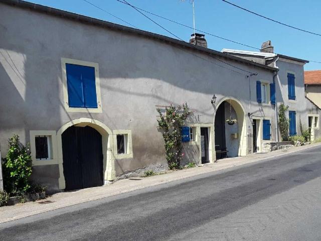 Maison 8 pièces 550 m²
