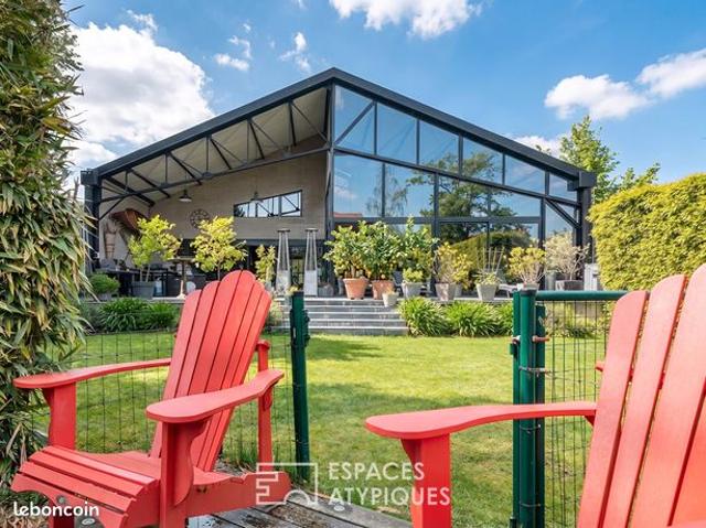 Maison 8 pièces 650 m²