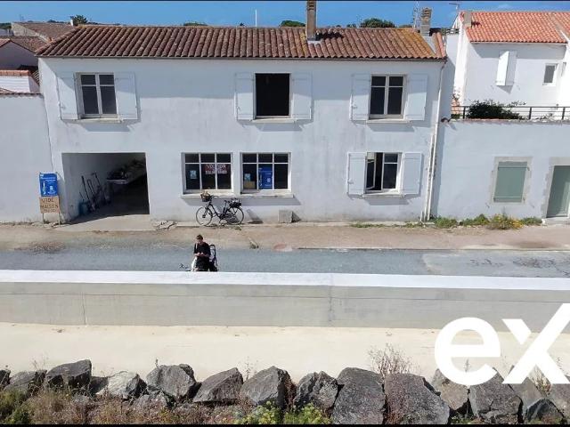 Maison 8 pièces 215 m²
