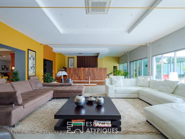 Maison 8 pièces 807 m²