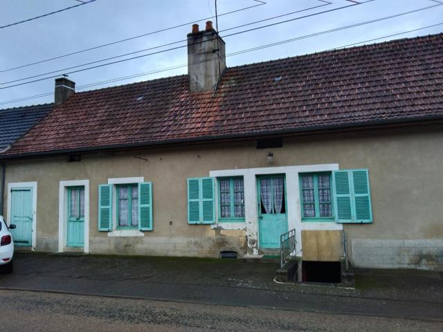 Maison 8 pièces 882 m²