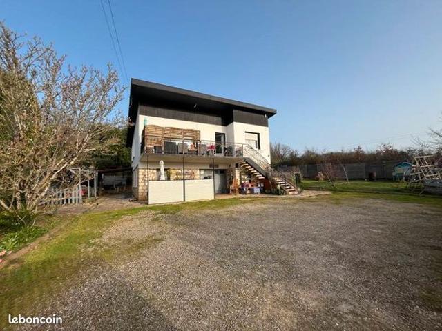 Maison 8 pièces 90 m²
