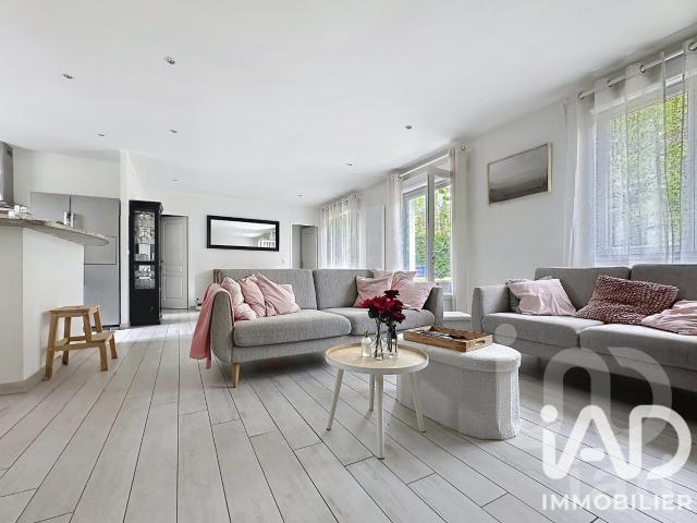 Maison 8 pièces 93 m²