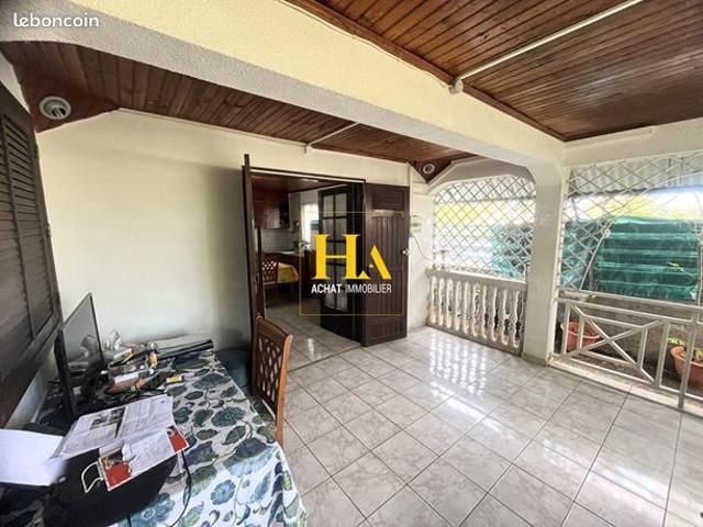 Maison 8 pièces 93 m²