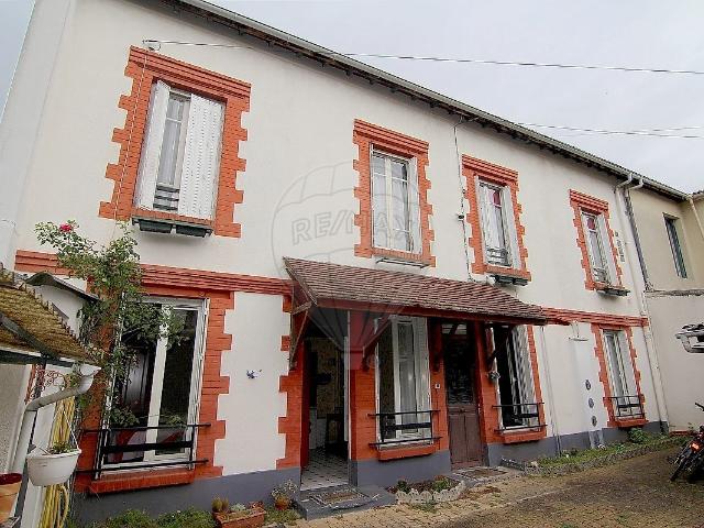 Maison 8 pièces 93 m²