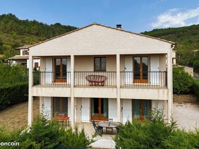 Maison 8 pièces 98 m²