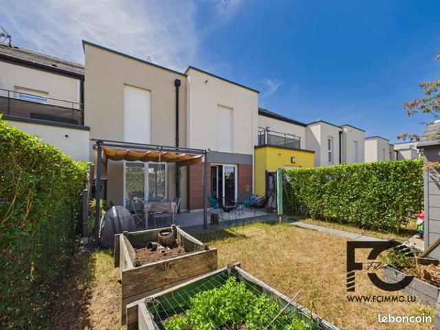 Maison 8 pièces 99 m²