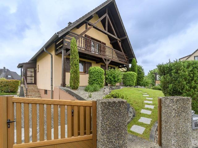 Maison 8 pièces avec piscine