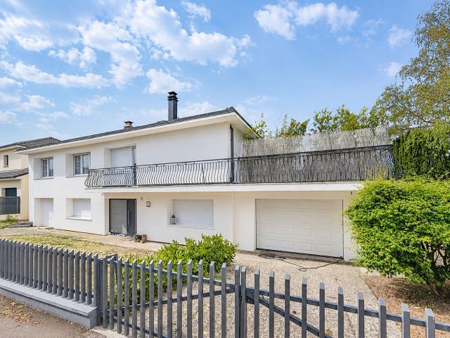 Maison 8 pièces Marly 200.00m² 1950€ à louer