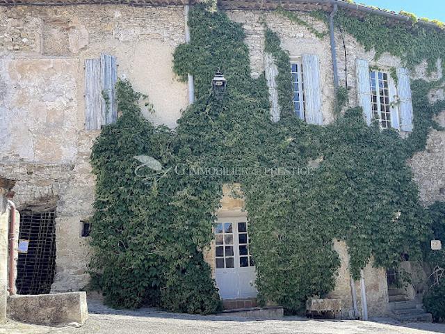 Maison avec terrasse