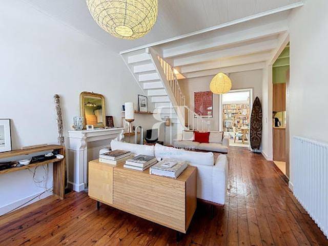 Maison avec jardin et terrasse