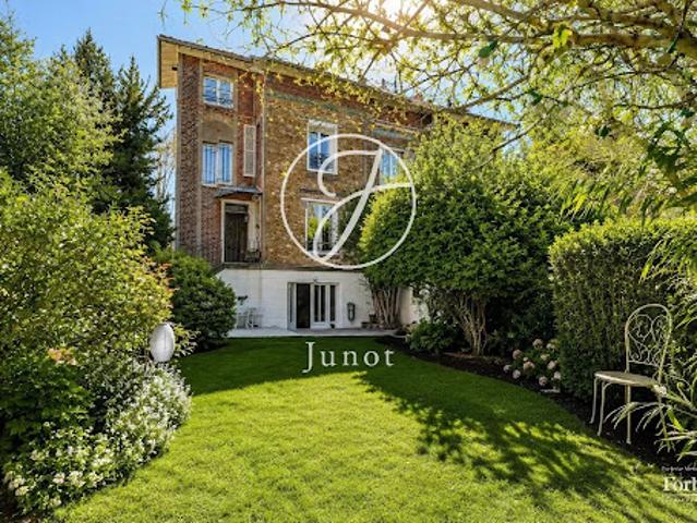 Maison avec jardin et terrasse